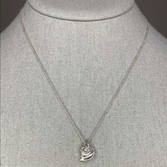 Tiffany&Co. Calla Lily Pendant Necklace in Sterling Silver (16in) - Picture 1 of 6